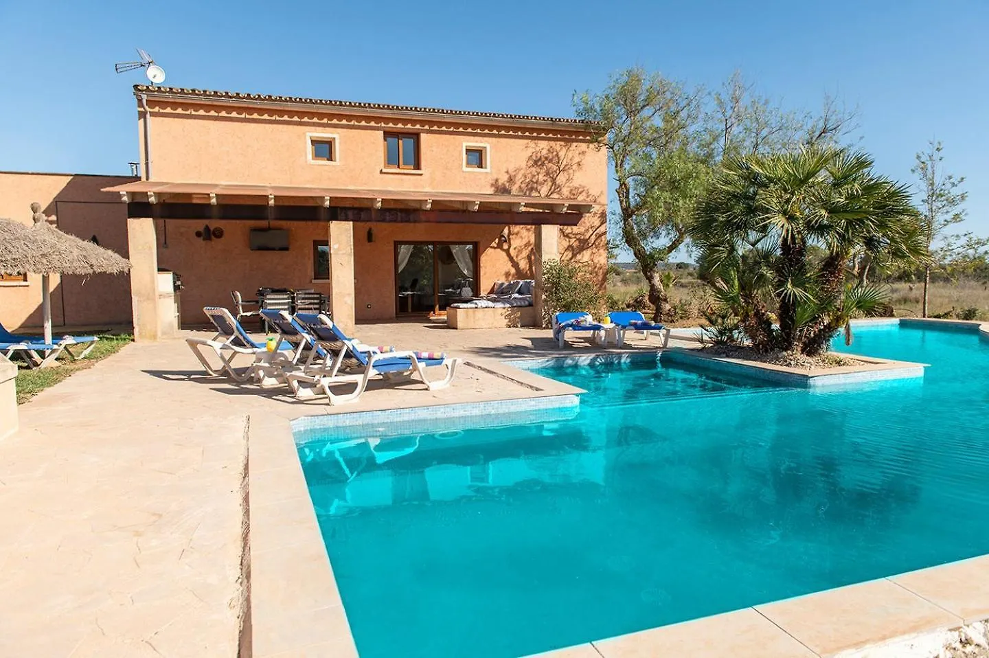 Finca Del Corazon Кампос